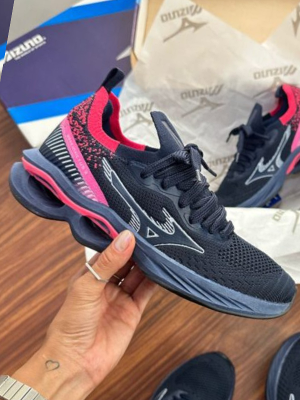 Mizuno Wave Invictus - Mizuno Feminino